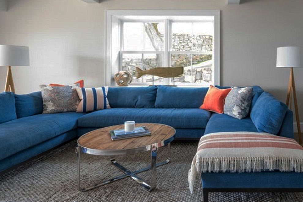 фото дивана синего цвета в интерьере