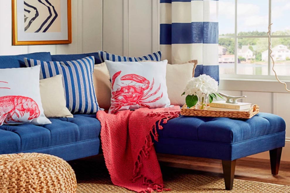 фото дивана синего цвета в интерьере
