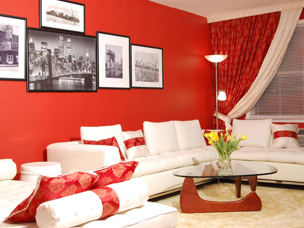 Как выбрать цвет дивана-на фото вариант дивана нейтрального цвета при ярких стенах 